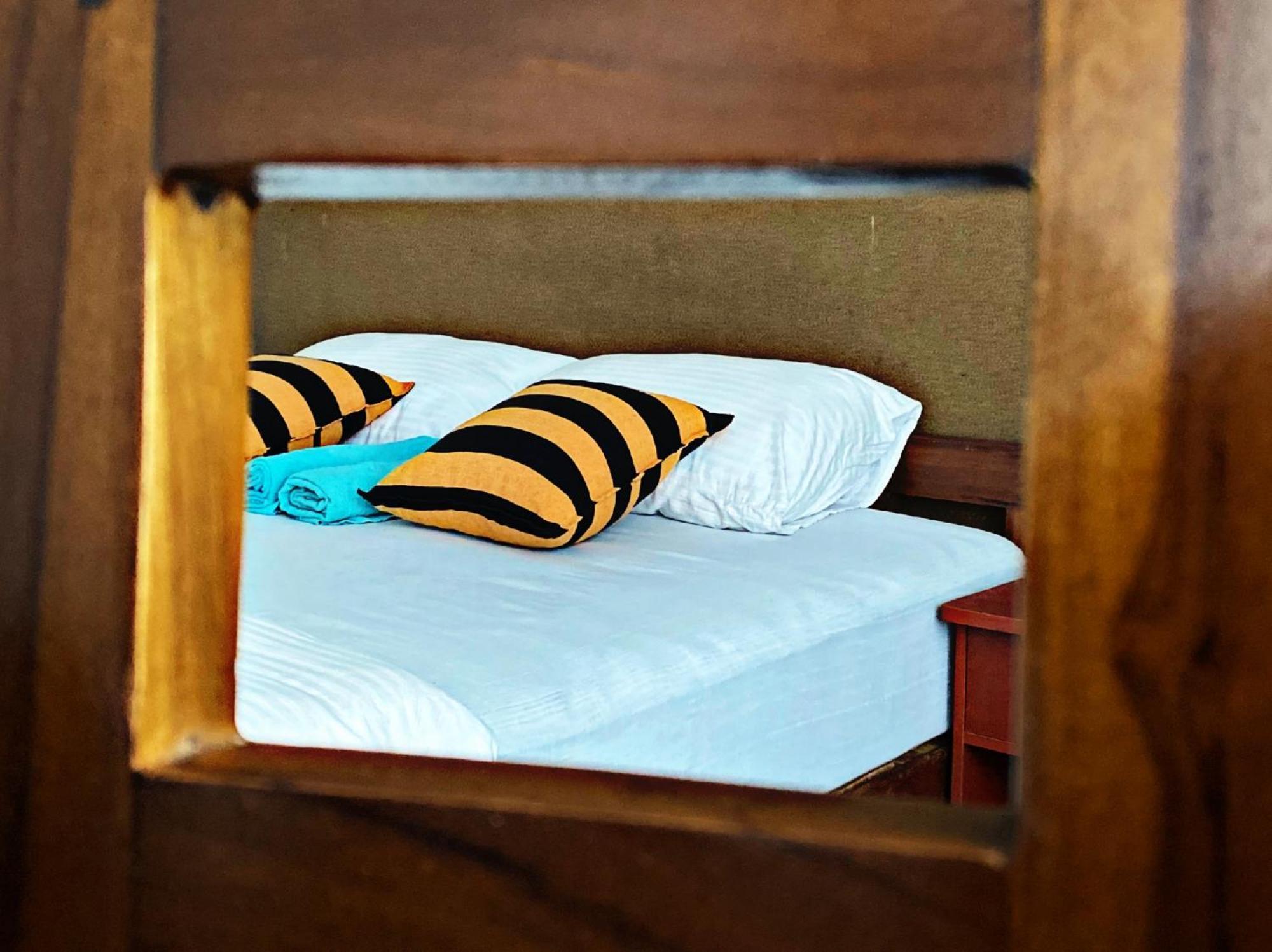 Monarch Ella Hotell Exteriör bild